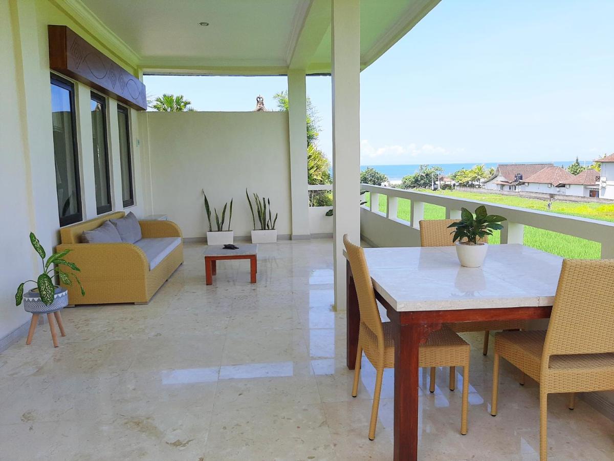 Medewi Manor Aparthotel Airsatang Εξωτερικό φωτογραφία