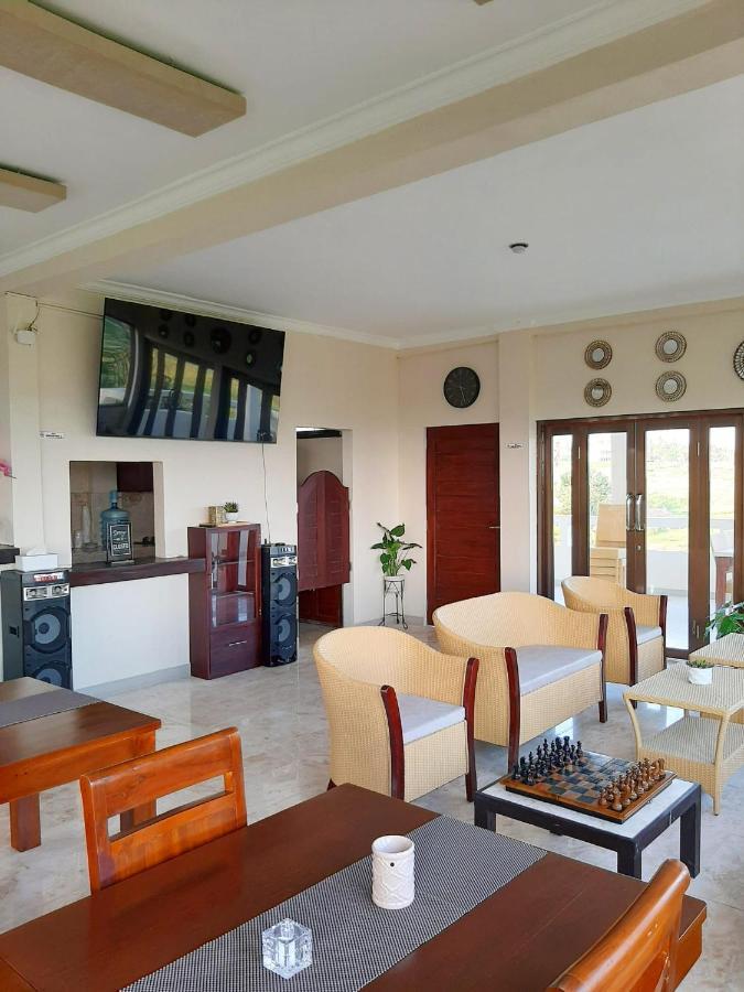 Medewi Manor Aparthotel Airsatang Εξωτερικό φωτογραφία