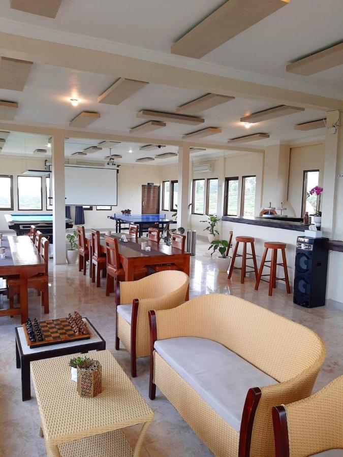 Medewi Manor Aparthotel Airsatang Εξωτερικό φωτογραφία