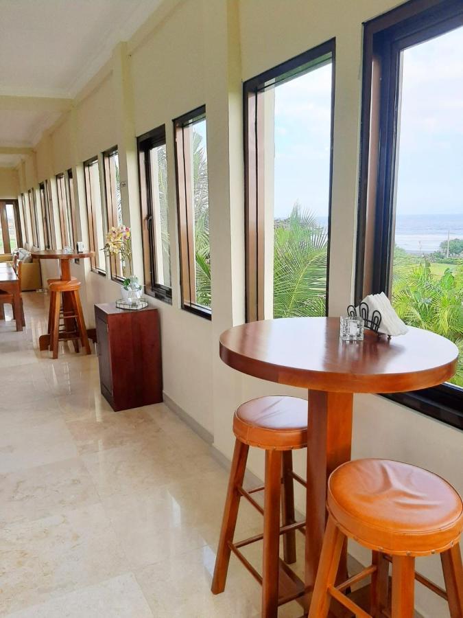 Medewi Manor Aparthotel Airsatang Εξωτερικό φωτογραφία