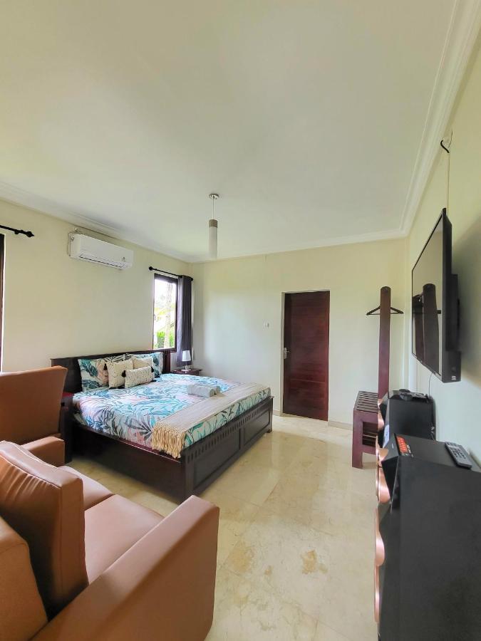 Medewi Manor Aparthotel Airsatang Εξωτερικό φωτογραφία