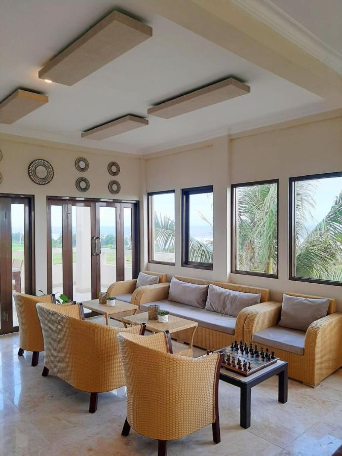 Medewi Manor Aparthotel Airsatang Εξωτερικό φωτογραφία