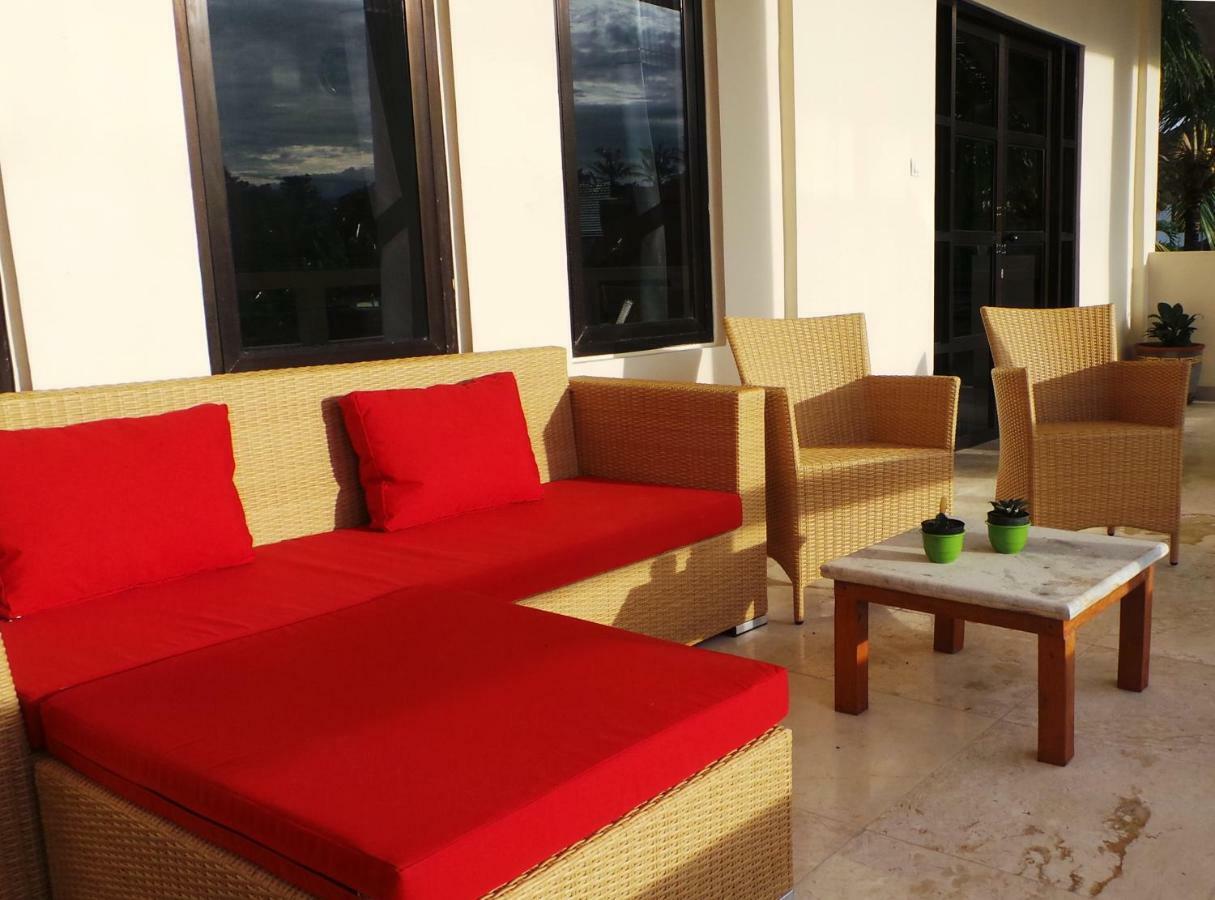 Medewi Manor Aparthotel Airsatang Εξωτερικό φωτογραφία