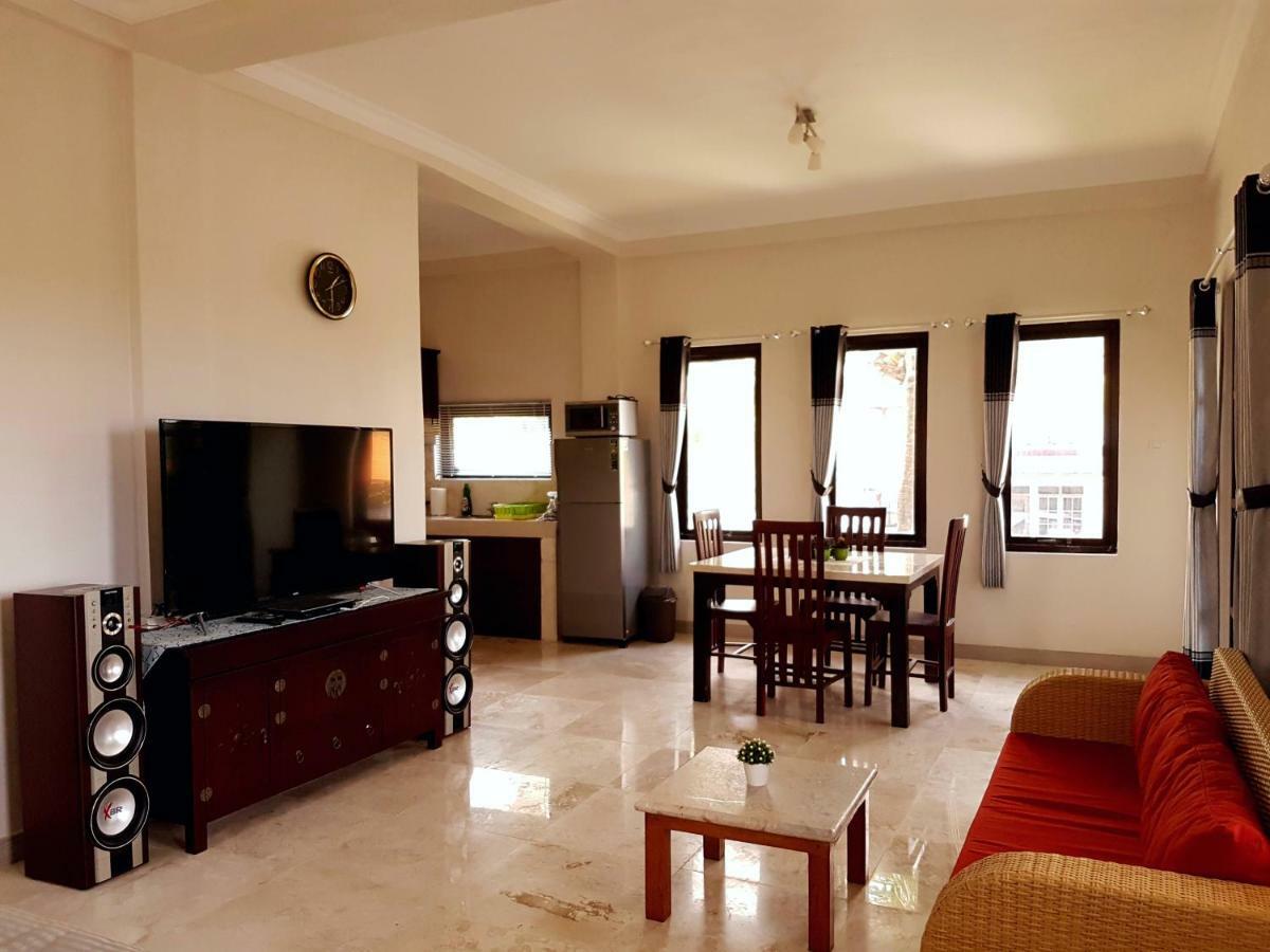 Medewi Manor Aparthotel Airsatang Εξωτερικό φωτογραφία